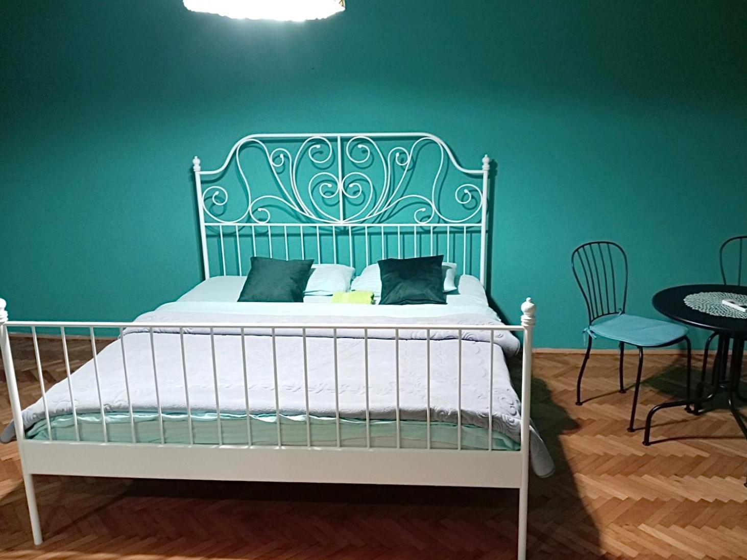 Old Town Podgorica Apartments Екстер'єр фото