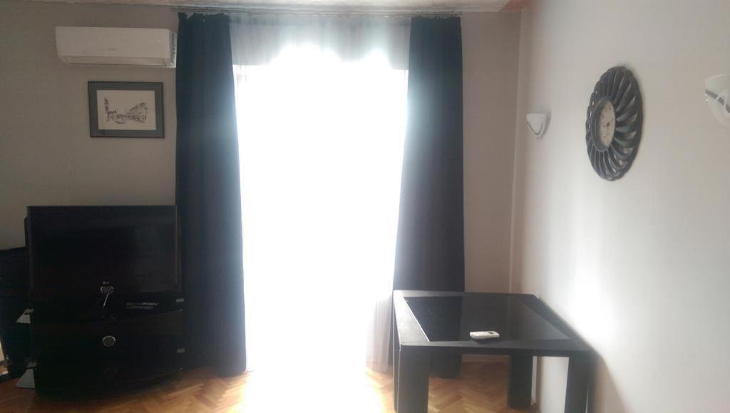 Old Town Podgorica Apartments Екстер'єр фото